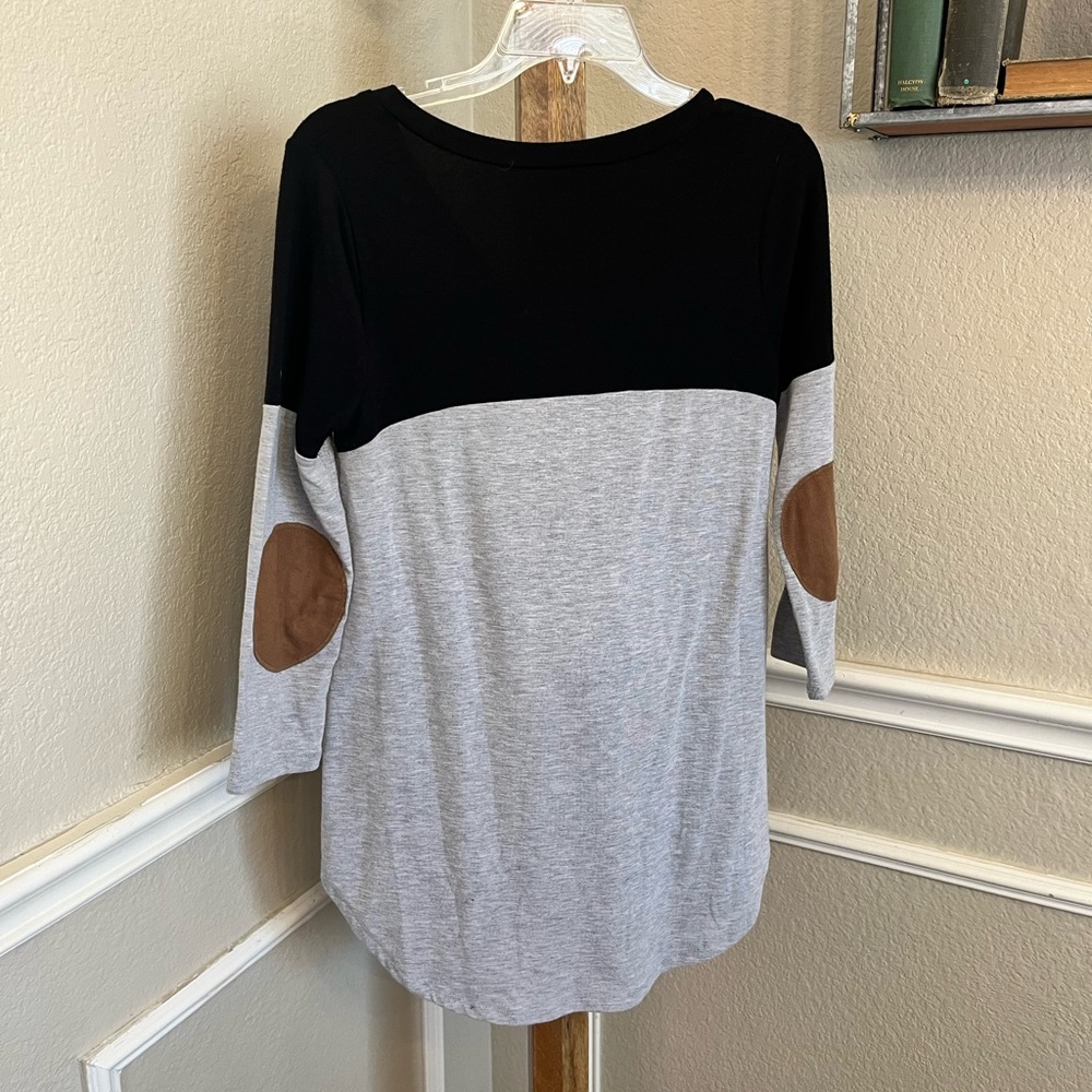 Color block tunic top - Picture 2 of 3